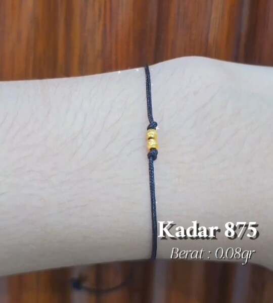 Gelang Simpul Hitam