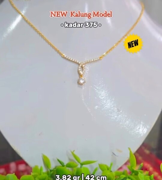 Twinkle Tear Necklace 375