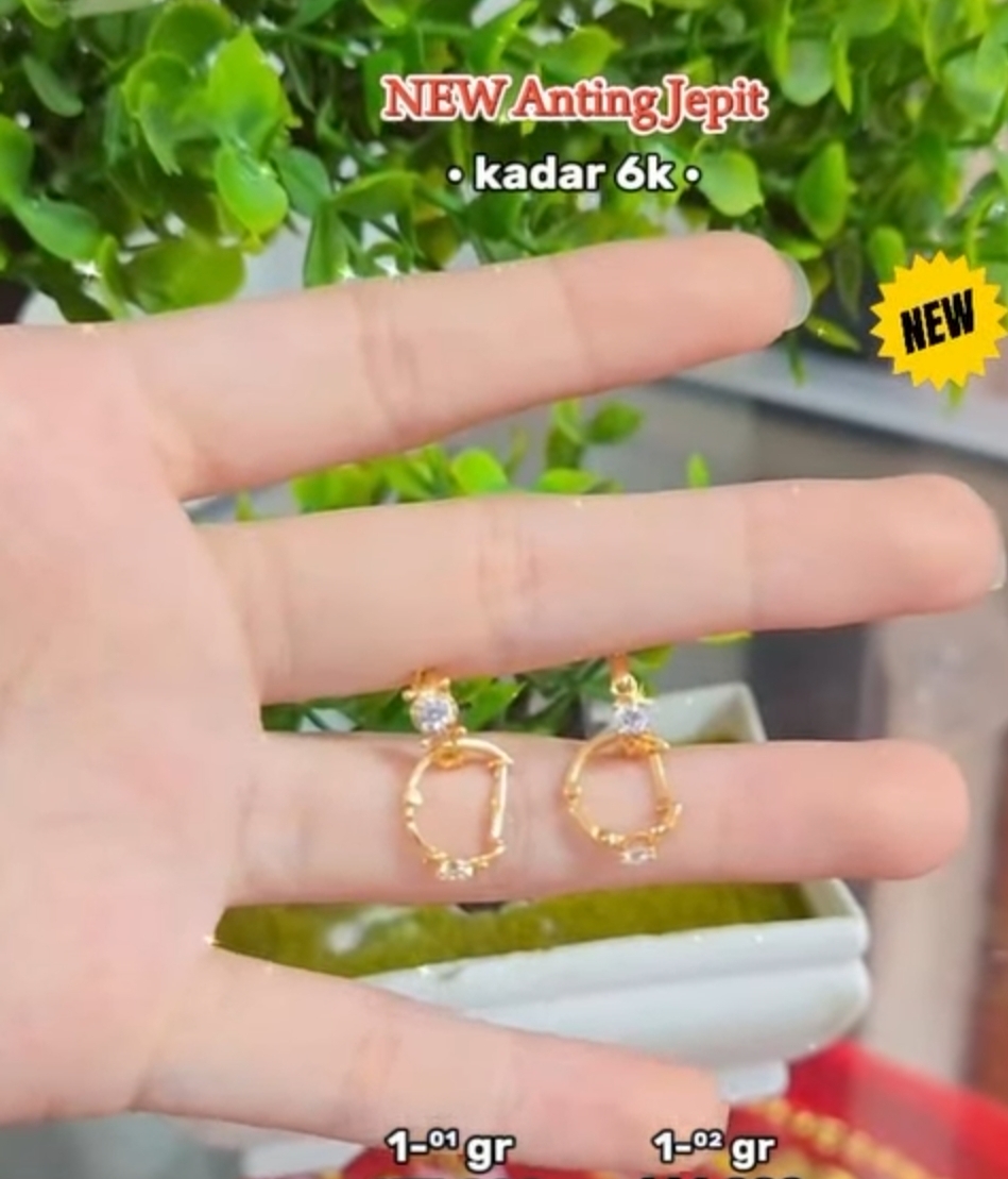 Anting Jepit Aurora Sparkle 6k