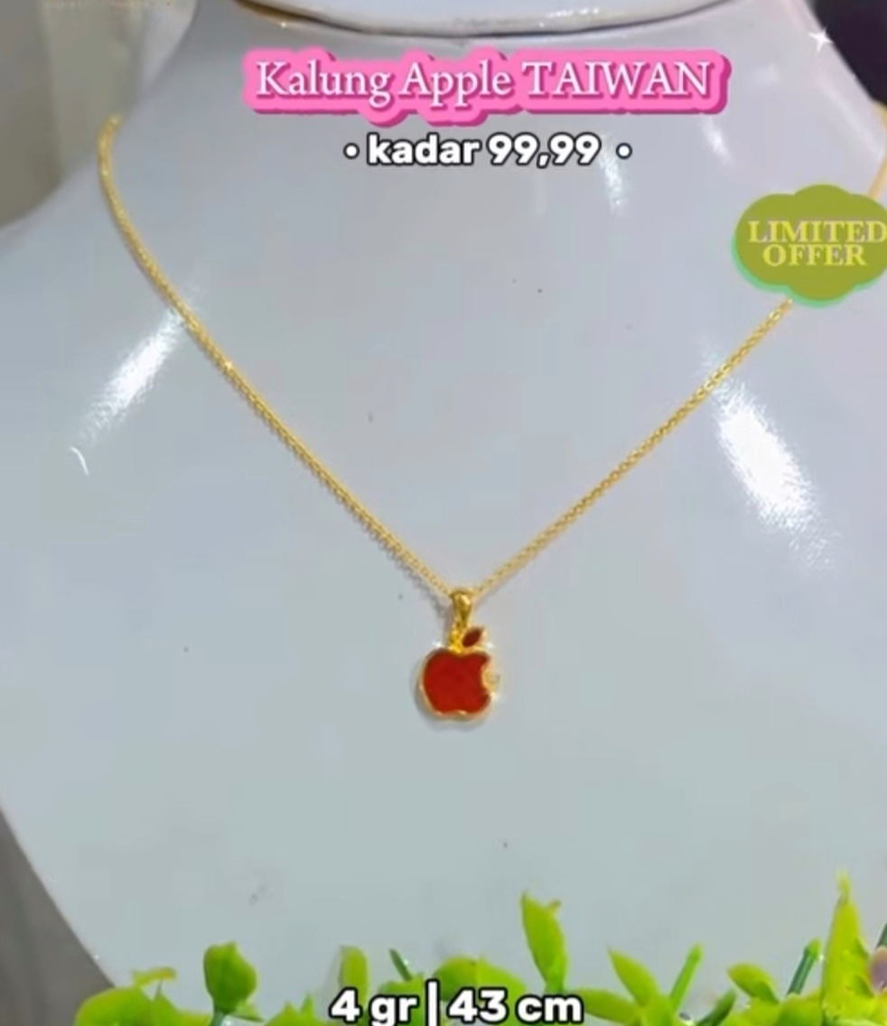 Golden Apple Bite Necklace 99%