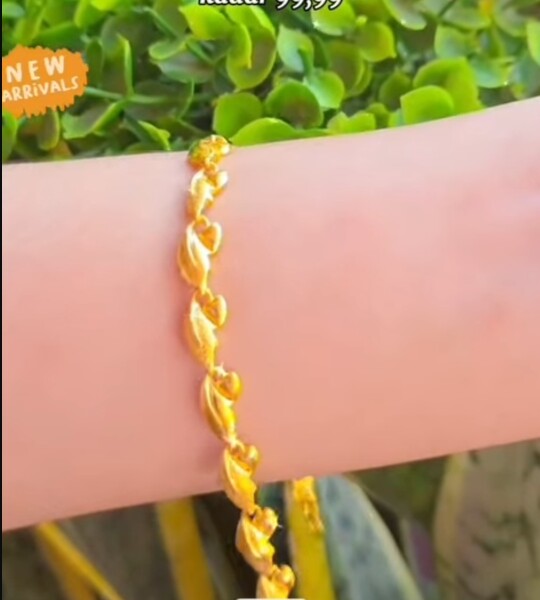 Leafy Glow Bracelet